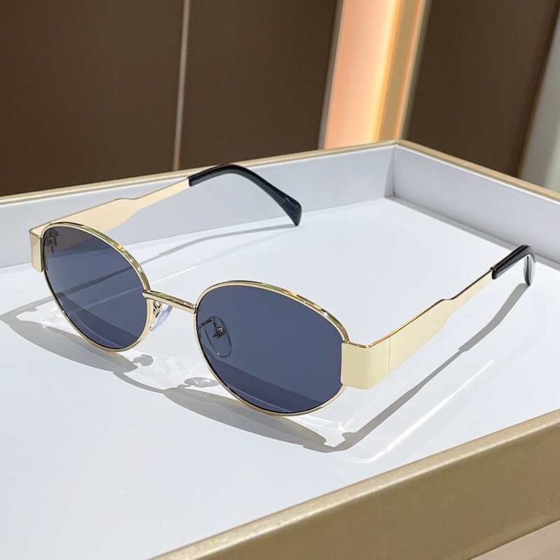 Metal Photo Panel - Trendy Round Frame Metal Sunglasses for