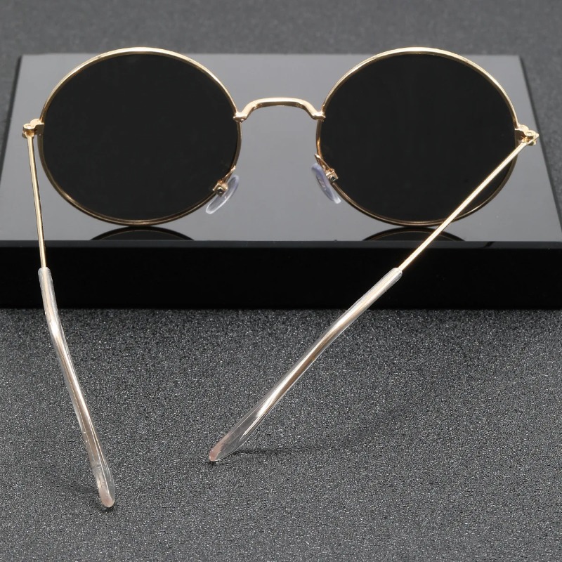 Retro Men Punk Style Sunglasse – обзор и цена Metal Photo Panel
